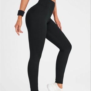 Uniqlo Black leggings size L Great Condition